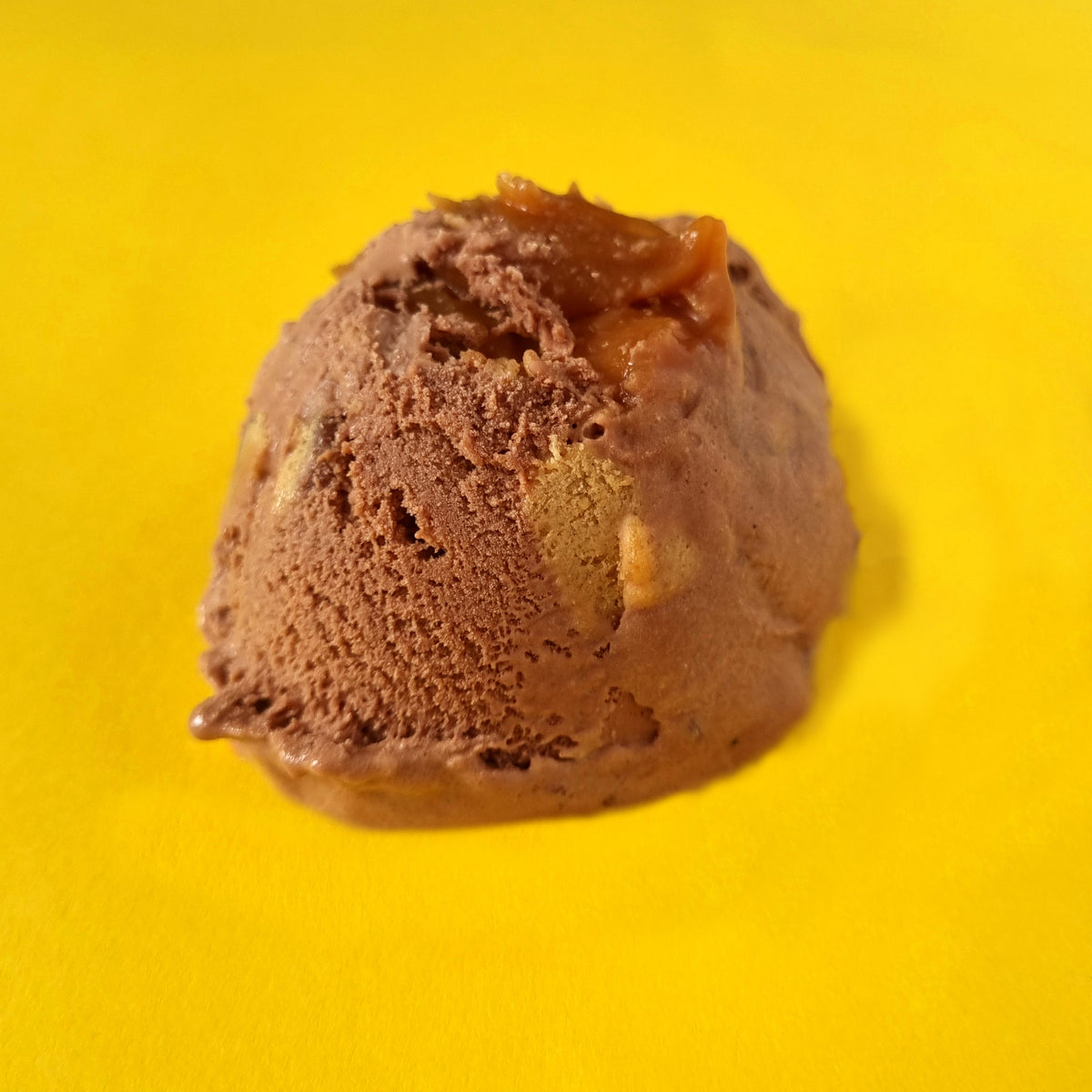 CHOCOLATE PEANUT BUTTER EXPLOSION Peacock's Ice Cream