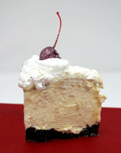 Load image into Gallery viewer, WINTER WONDERLAND ICE CREAM CAKE
