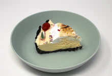 Load image into Gallery viewer, TREATS FOR SANTA ICE CREAM PIE
